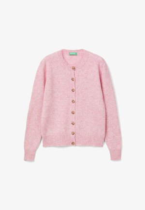 Cardigan rosa lavorato a maglia con colletto rotondo, polsini e orlo a costine, e sette bottoni in legno lungo la parte anteriore. Texture morbida con una finitura melanizzata.