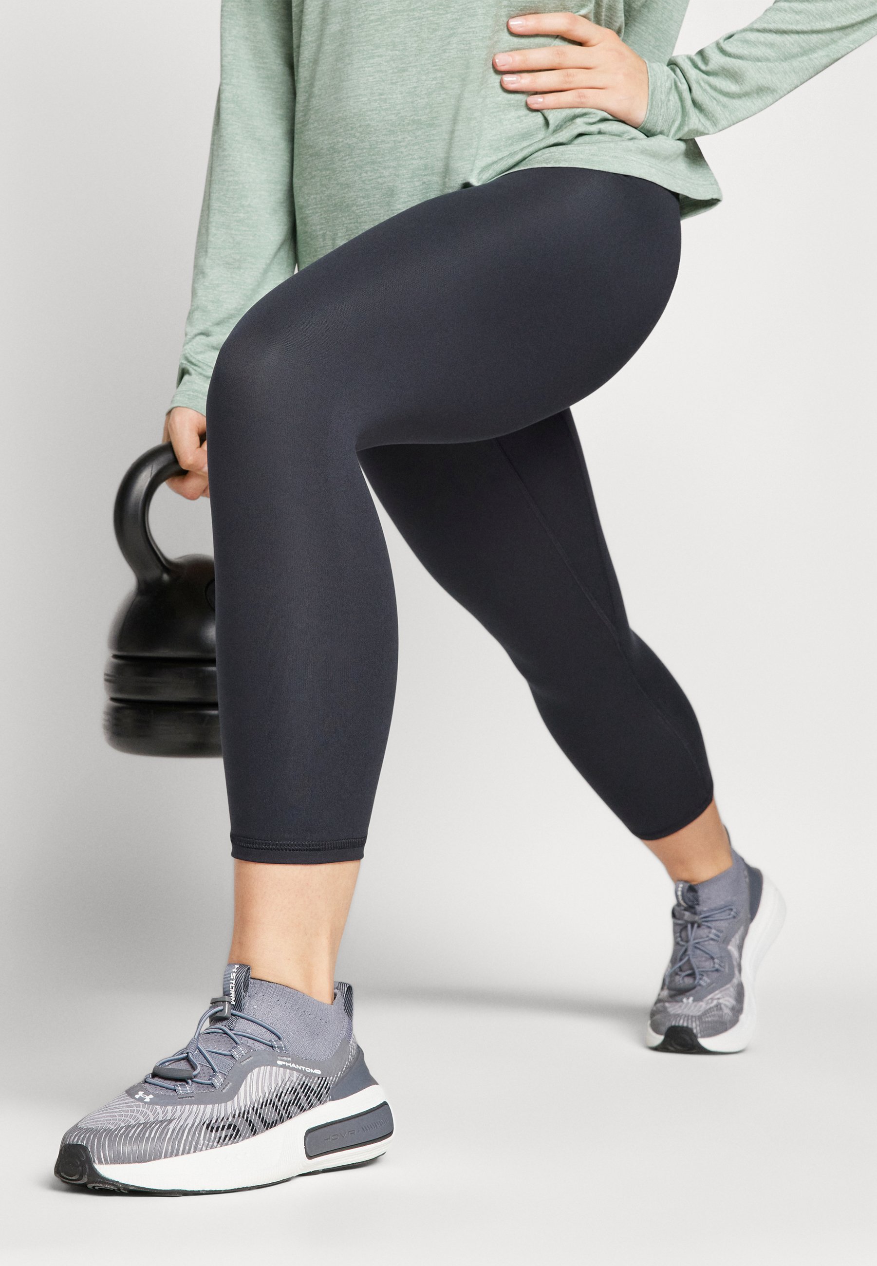 nike capri leggings plus size