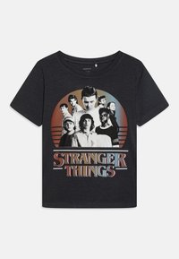 Name it - NKMFRITZ STRANGERTHINGS  - T-shirts print - india ink Miniaturebillede 1