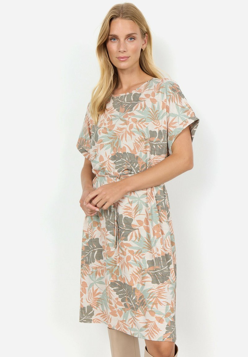 Blomstermønstret kjole med korte ærmer, afslappet pasform og snoreliv i blødt stof med pastelfarver.