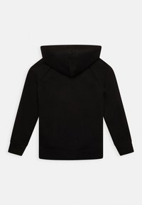 Schwarzer Kapuzenpullover aus Baumwolle, weicher Textur, mit großer Kapuze, langen Ärmeln und gerippten Bündchen, verfügt über ein schlichtes Rückendesign.