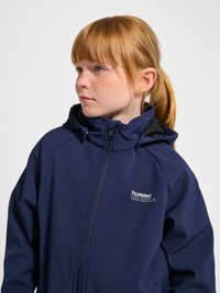 Hummel LOOSE - Softshelljas - black iris