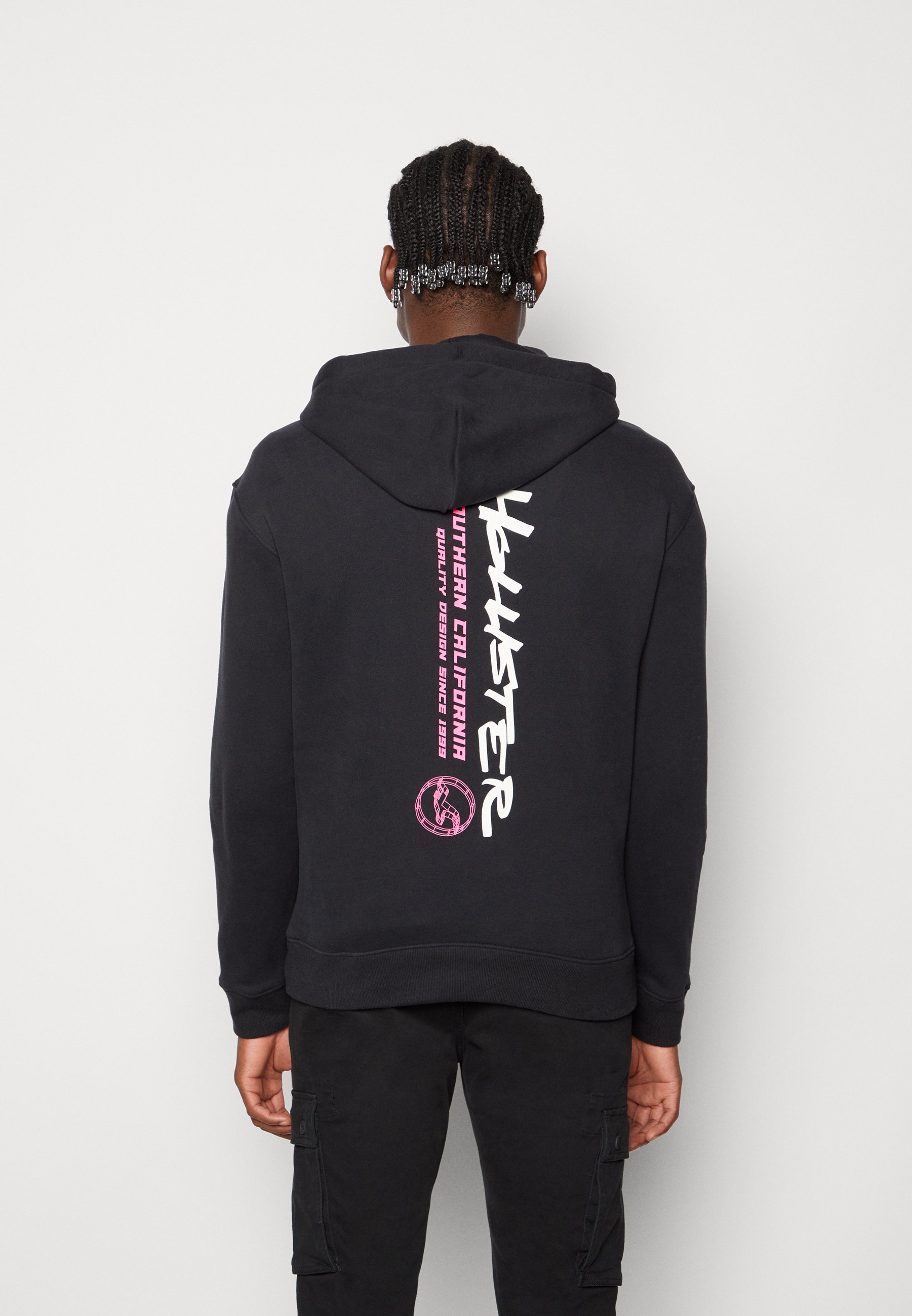 black hollister hoodie