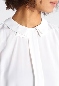 mint&berry Bluse - white