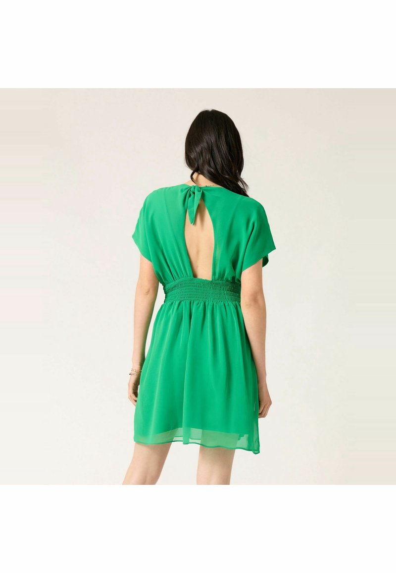 NAF NAF Day dress - green - (Pre-owned) - Zalando.ie NAF NAF Day dress - green - (Pre-owned) - Zalando.ie
