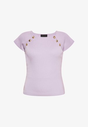 Lilla ribbet top med korte ærmer, med guldfarvede knapdetaljer på skulderen og en tætsiddende silhuet. Producentmærket er synligt.