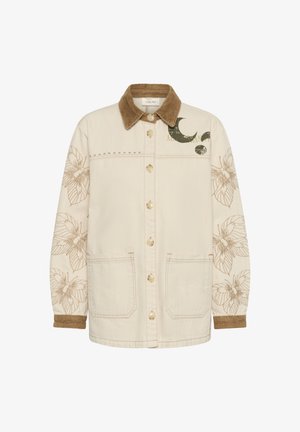 Veste crème à boutons avec col et poignets en velours côtelé marron, imprimés de papillons sur les manches et motif de croissant de lune vert sur la poitrine.