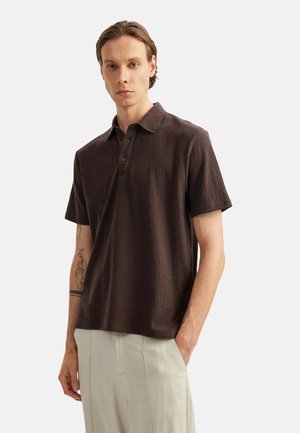 Polo - brown
