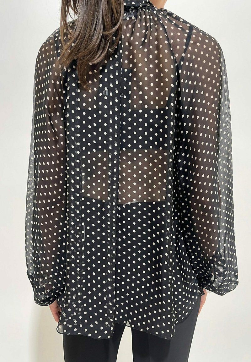 Camicie Donna e Bluse | Acquista Online la Nuova Collezione