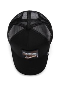 Gorra negra con una parte trasera de malla, que presenta un parche bordado de un cocodrilo y la palabra "VICIOSO". Forma estructurada, visera plana, tela duradera.