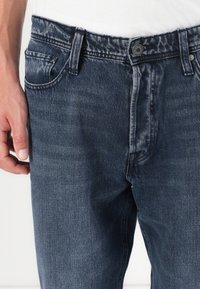 Jack & Jones JJIEDDIE JJORIGINAL - Vaqueros baggy - blue denim