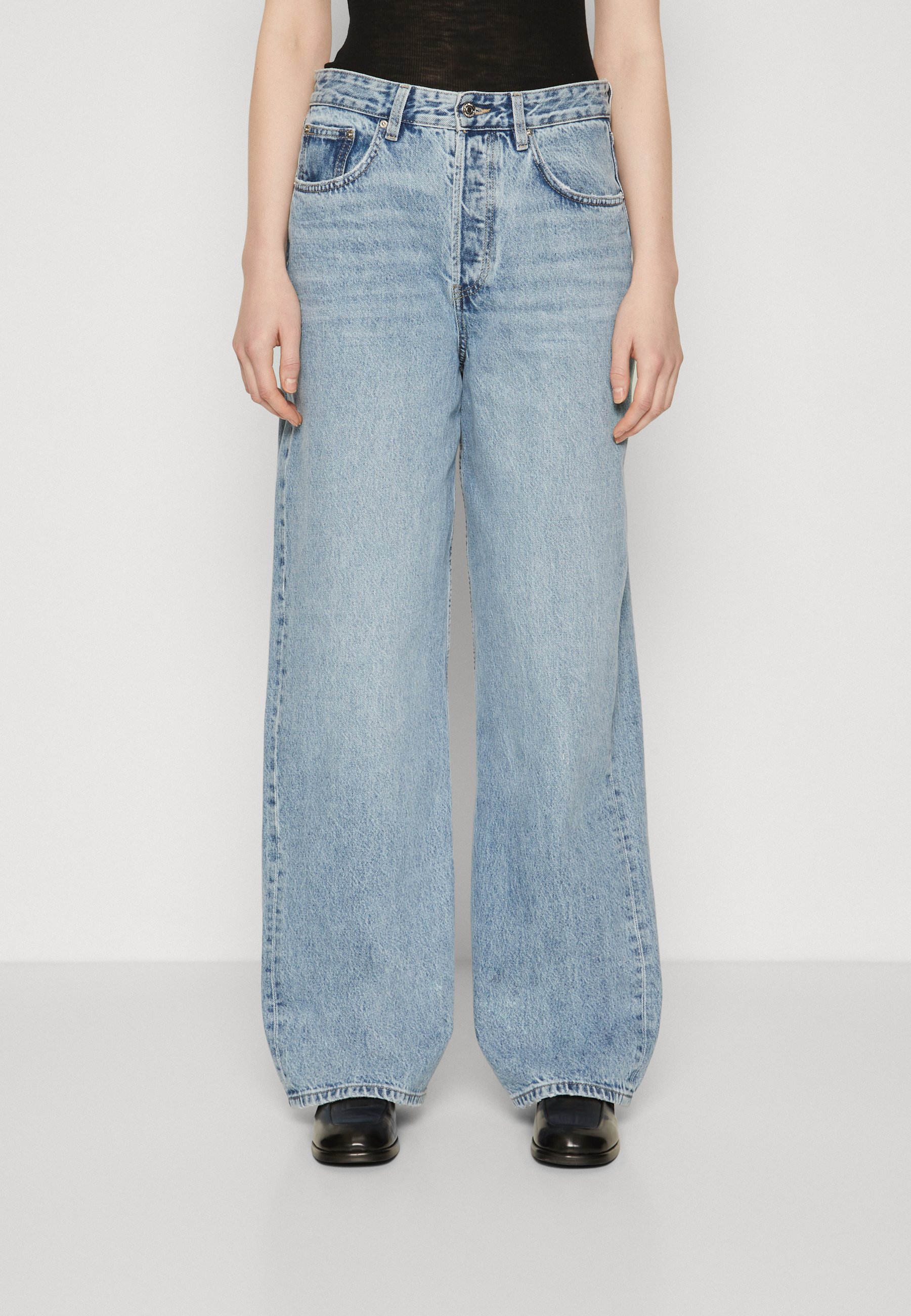Gina Tricot Tall BAGGY WIDE - Relaxed fit jeans - mid blue/blue denim -  Zalando.co.uk