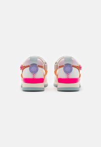 Gioseppo ENSLEY - Zapatillas - naranja