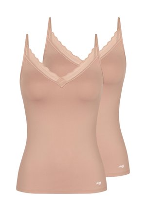 Zwei beige Damen-Camisoles mit spitzenbesetzten V-Ausschnitten und dünnen Trägern, auf einem schlichten weißen Hintergrund dargestellt.