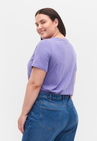 Zizzi T-Shirt basic - veronica