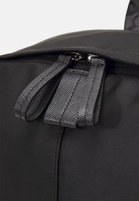 Marimekko ZIP TOP BACKPACK SOLID - Reppu - black
