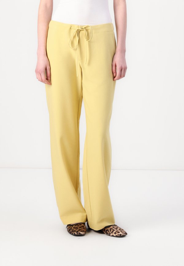 ONLMALENA LIFE STRING PANT  - Trousers - dried moss