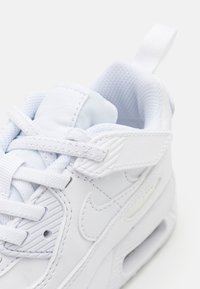 Nike Sportswear AIR MAX 90 EASYON - Tenisky - white/metallic silver