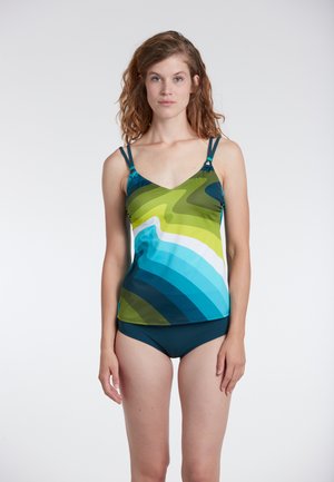 Haut de maillot de bain en motifs de vagues bleues, vertes et blanches ; dispose de bretelles ajustables et d'un design en V. Associé à un bas uni vert foncé.