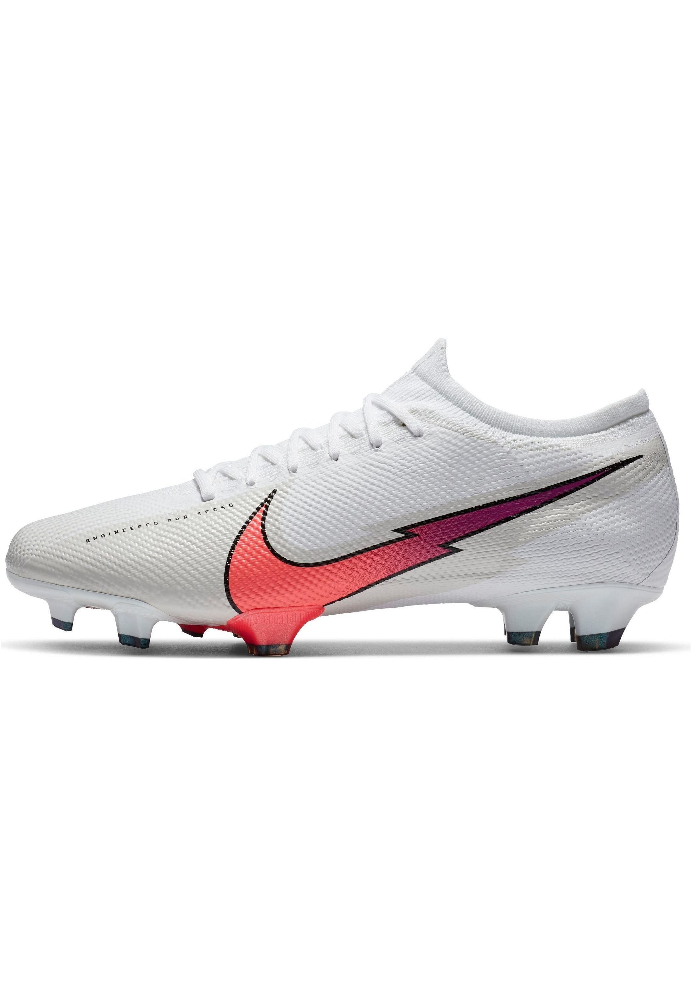 chaussure nike a crampon