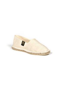 Espadrille en toile beige avec un bout fermé et des côtés élastiques. Semelle en jute naturel avec des coutures contrastantes et une petite étiquette logo sur le côté.