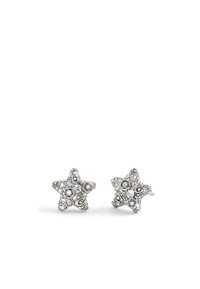 Boucles d'oreilles en forme d'étoile en argent ornées de strass scintillants et de motifs à pois élaborés, reflétant la lumière avec une finition texturée.