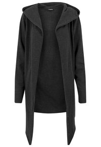 Cardigan largo negro con capucha, hecho de tela suave, presenta un frente abierto, mangas largas y una textura lisa. Sin cierres ni patrones.
