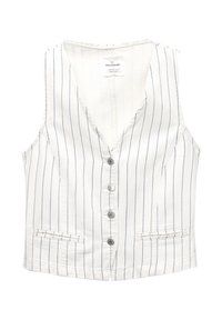 Witte gestreepte mouwloze vest met een V-hals, vijf knopen en twee voorzakken. Gemaakt van een zachte stof met verticale blauwe strepen.