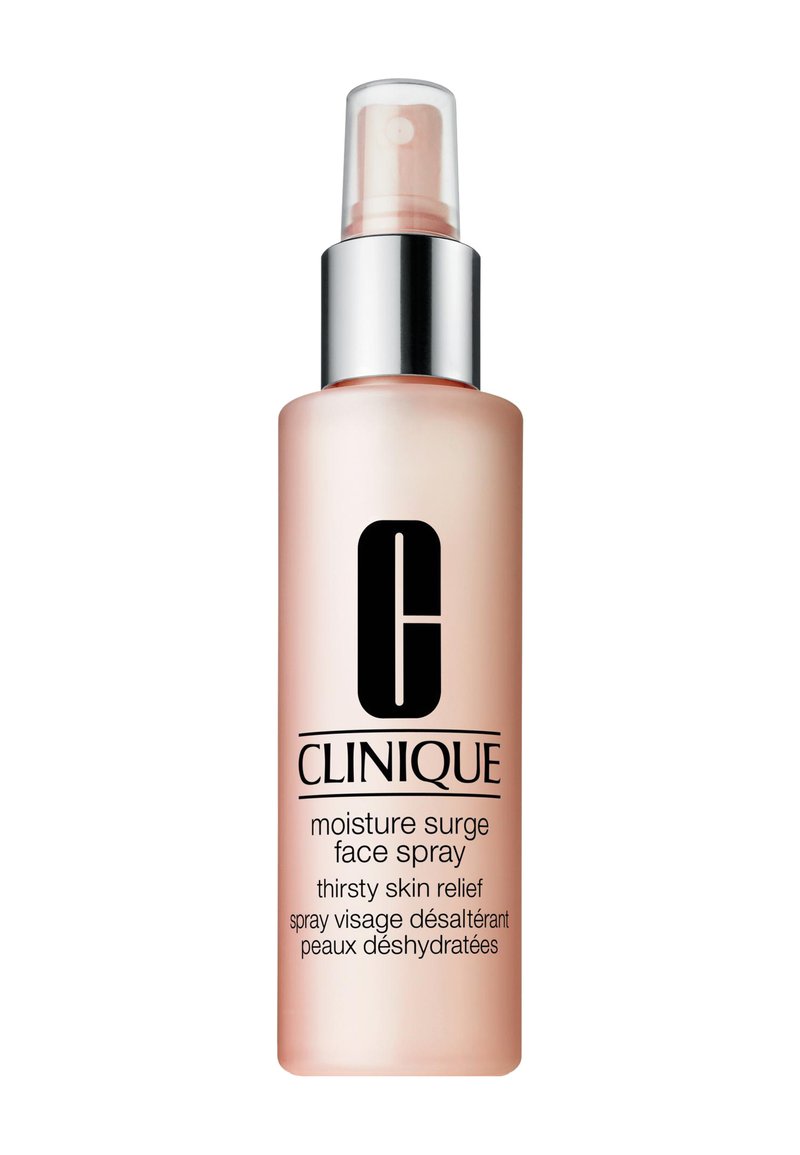 Clinique Moisture Surge Gesichtsspray in einer klaren, zylindrischen Flasche mit einem Farbverlauf in Rosa, silbernem Pumpmechanismus und schwarzem Logo.