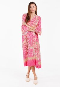Key Largo NAMIBIA V-NECK - Vestido informal - powder rose