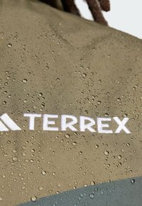 Adidas Terrex 2.5L R J - Vodootporna jakna - legend ivy   olive strata