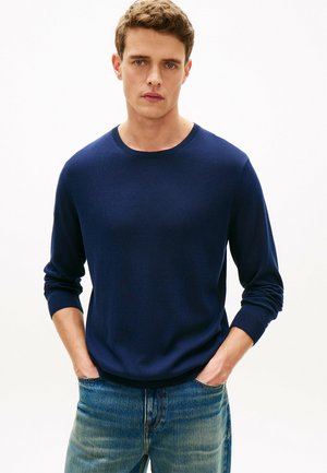SMART CASUAL CREW NECK  - Striktrøje - navy iris