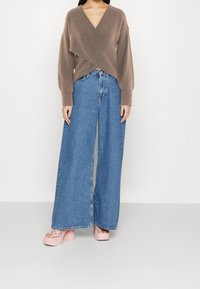 VILA Stickad tröja - brown