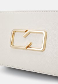 Call it Spring CAMELYA - Geantă crossbody - multi-coloured