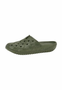 Groene rubberen glijzool met een golfpatroon, ronde teen en open achterkant. Getextureerde zool voor grip en ventilatieopeningen voor ademend vermogen.