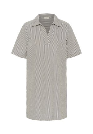 Kortærmet, knælængde kjole med sorte og hvide lodrette striber, en krave og en V-formet slids foran.