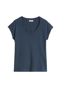 Thumbnail Image 6