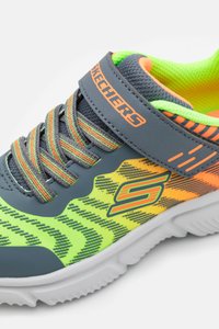 Skechers Performance GO RUN 650 UNISEX - Træningssko - gray/black