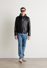 Thumbnail Image 2