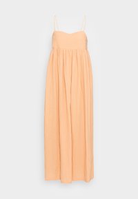 Vestido maxi sem mangas, na cor pêssego, com corpete justo, cintura franzida e saia fluida. Feito de um tecido leve e texturizado.