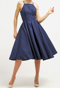 Chi Chi London Cocktailklänning - dark blue