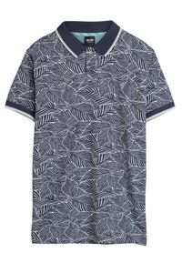 Navyblauwe polo met een wit loofpatroon, met een contrasterende kraag en mouwen. Gemaakt van zachte, ademende stof voor comfort.