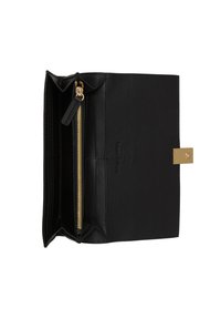 Zwarte leren portemonnee met een ritscompartiment, gouden hardware, een gestructureerde buitenkant en een kleine sluiting. Compact ontwerp, open interieur.