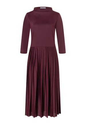 Bordeaux Midi-Kleid mit hohen Kragen, langen Ärmeln und einem gefalteten Rock. Hergestellt aus einem glatten, dehnbaren Stoff.