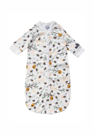 Pijama de bebé blanco con mangas largas, botones a presión y un estampado de abejas, panales, hojas verdes y colmenas.