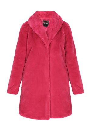 Rosa Kunstfellmantel mit einem breiten Kragen, langen Ärmeln und einem geraden Schnitt. Weicher Stoff ohne sichtbare Verschlüsse.