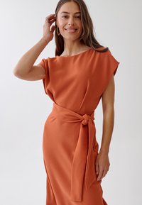 TUSSAH Dnevna obleka - burnt orange