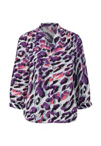 Blusa viola e bianca con motivo leopardato, dotata di scollatura a V, maniche lunghe e chiusura frontale con bottoni.