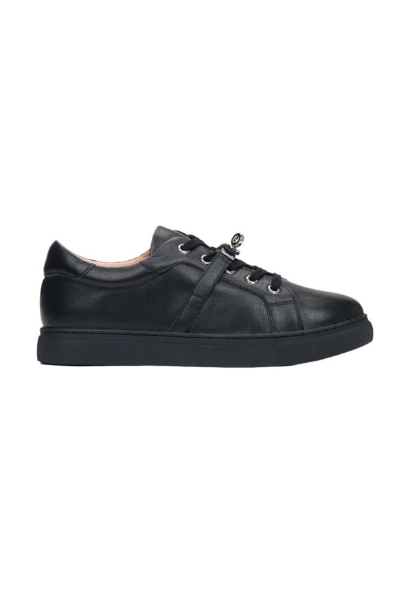 TRAMPKI  ZE DETALAMI - Sneaker low