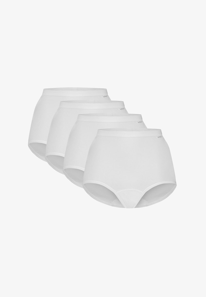 Witte katoenen slips set, met een hoge taille, een gladde textuur en een elastische tailleband. Vier paar uitgestald in een rij.